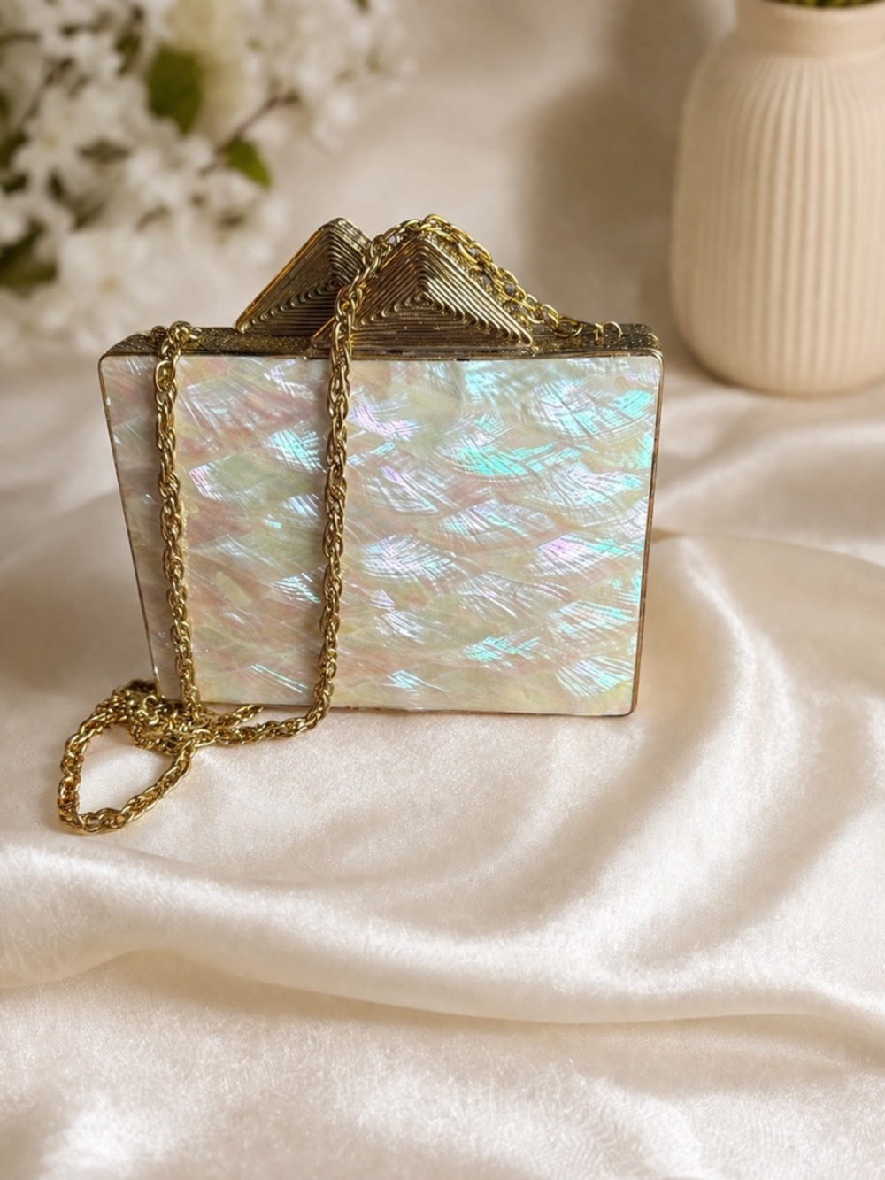 Iridescent Shell Effect Box Clutch with Gold Chain - Picture 6 of 12